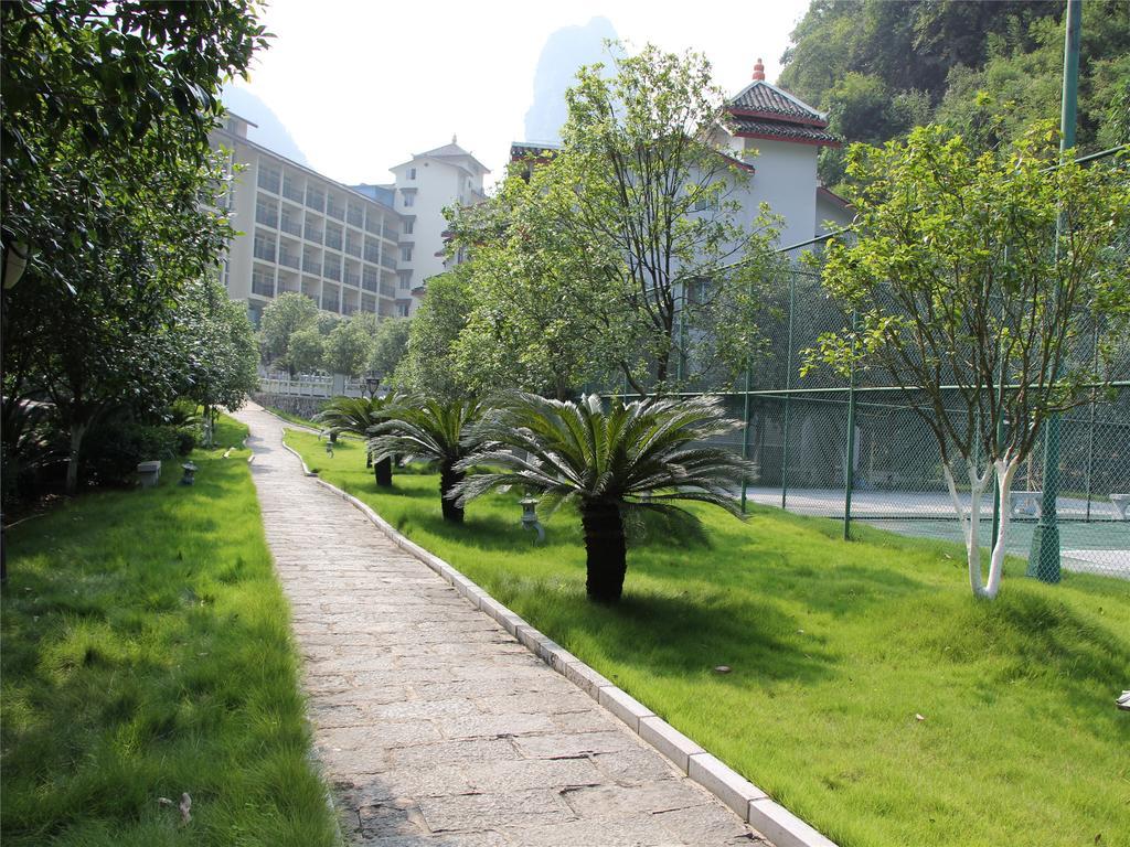 New West Street International Hotel Yangshuo Exterior photo