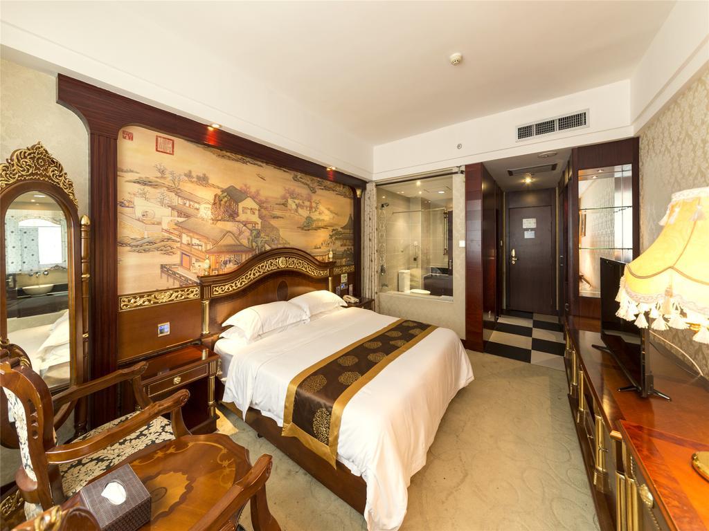 New West Street International Hotel Yangshuo Exterior photo